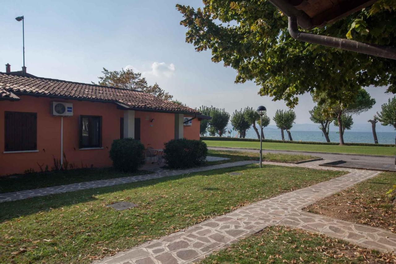 Holiday Homes In Sirmione/Gardasee 22174 Экстерьер фото
