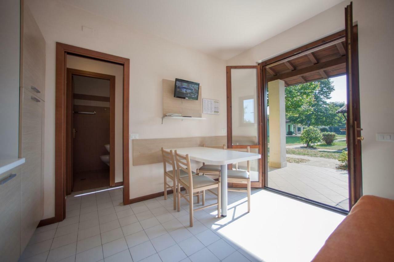 Holiday Homes In Sirmione/Gardasee 22174 Экстерьер фото
