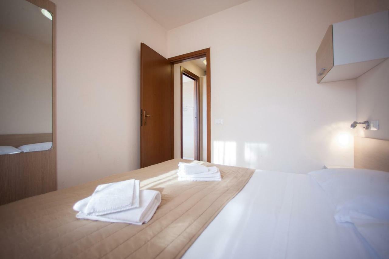 Holiday Homes In Sirmione/Gardasee 22174 Экстерьер фото